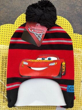 Cars Lightning McQueen Beanie and 2 Sets of Mittens